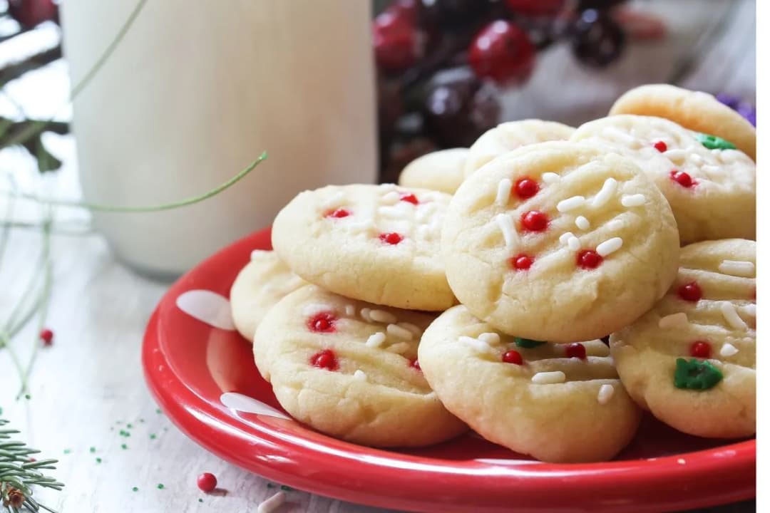 Jak przechowywać kruche ciastka, aby nie straciły chrupkości i świeżości